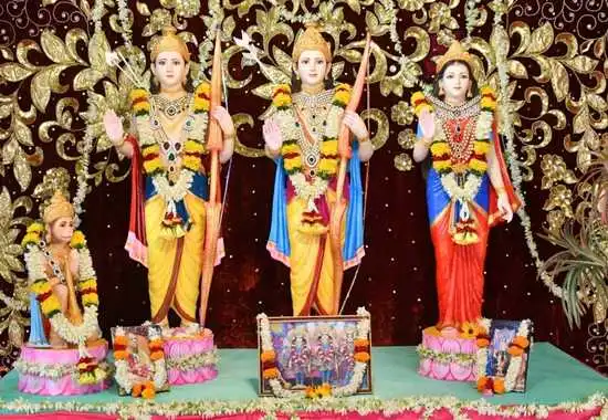 Vishesha Alankara Seva